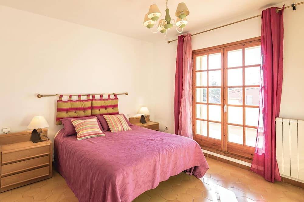 4 bedroom cozy home in Roda de Berà in Roda de Berà, Costa Dorada