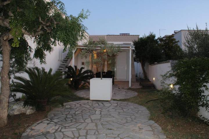 Casa vacanza per 4 persone, con Terrazza e Giardino a Costa Merlata