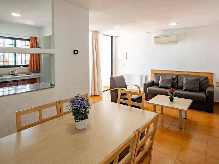 Apartamentos Tamarindos - Piso 6 personas - Estándar 4/6 pers in Peñíscola, Costa del Azahar