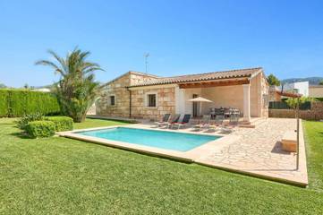 Villa in Crestatx, Sa Pobla für 4 