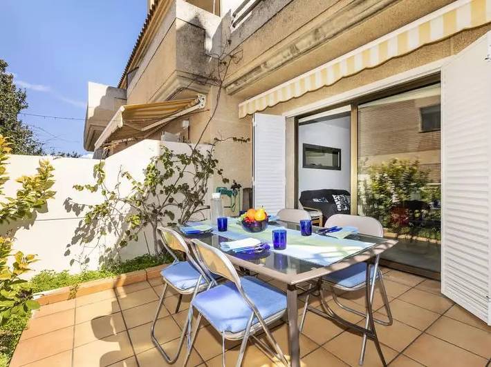 Casa rural para 5 personas, con jardín y piscina en Torredembarra