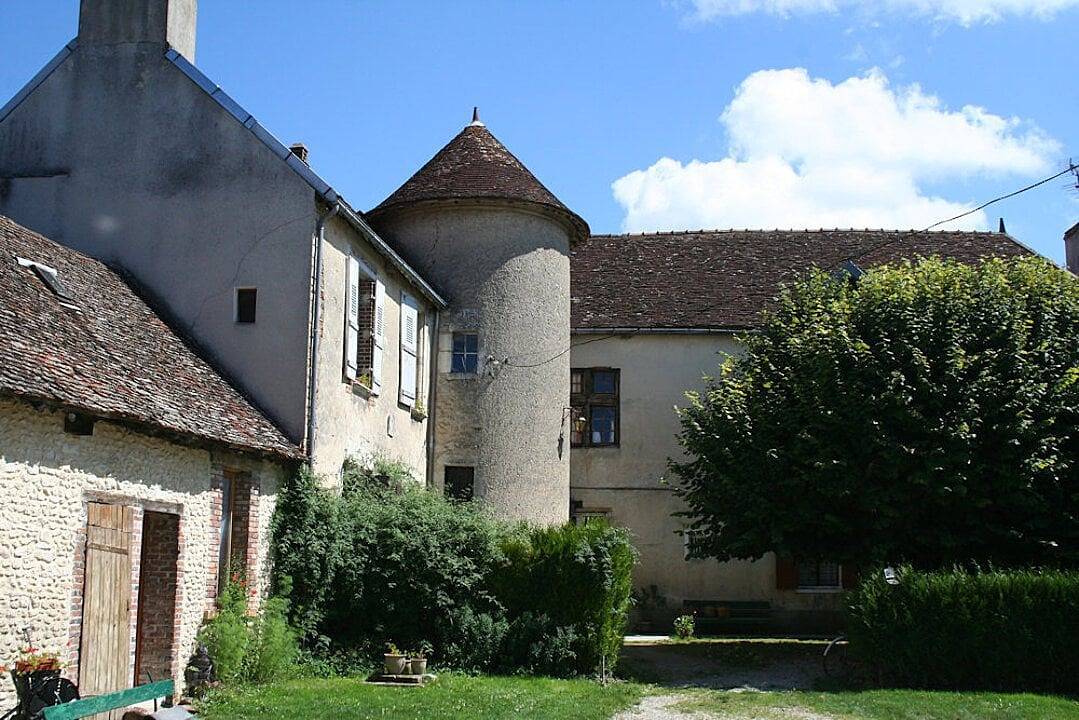 Le Prieuré et le Pigeonnier de Fouchères - Chambre Rustique in Fouchères, Aube