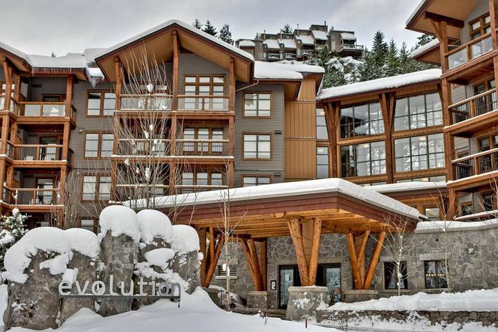 Vakantiewoning voor 6 personen, with zwembad and whirlpool as well as balkon and sauna in Whistler