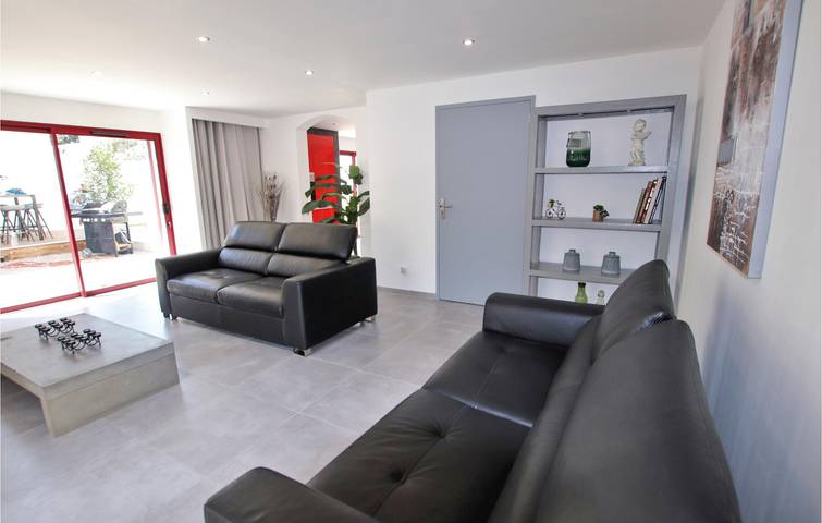 Provence Wohnung: 200qm, Pool, Garten & WiFi! in Salon-de-Provence, Mittelmeerküste (Frankreich)