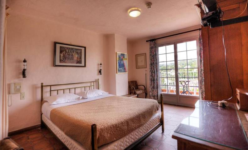 Hôtel pour 2 personnes, avec terrasse à Biot - 2