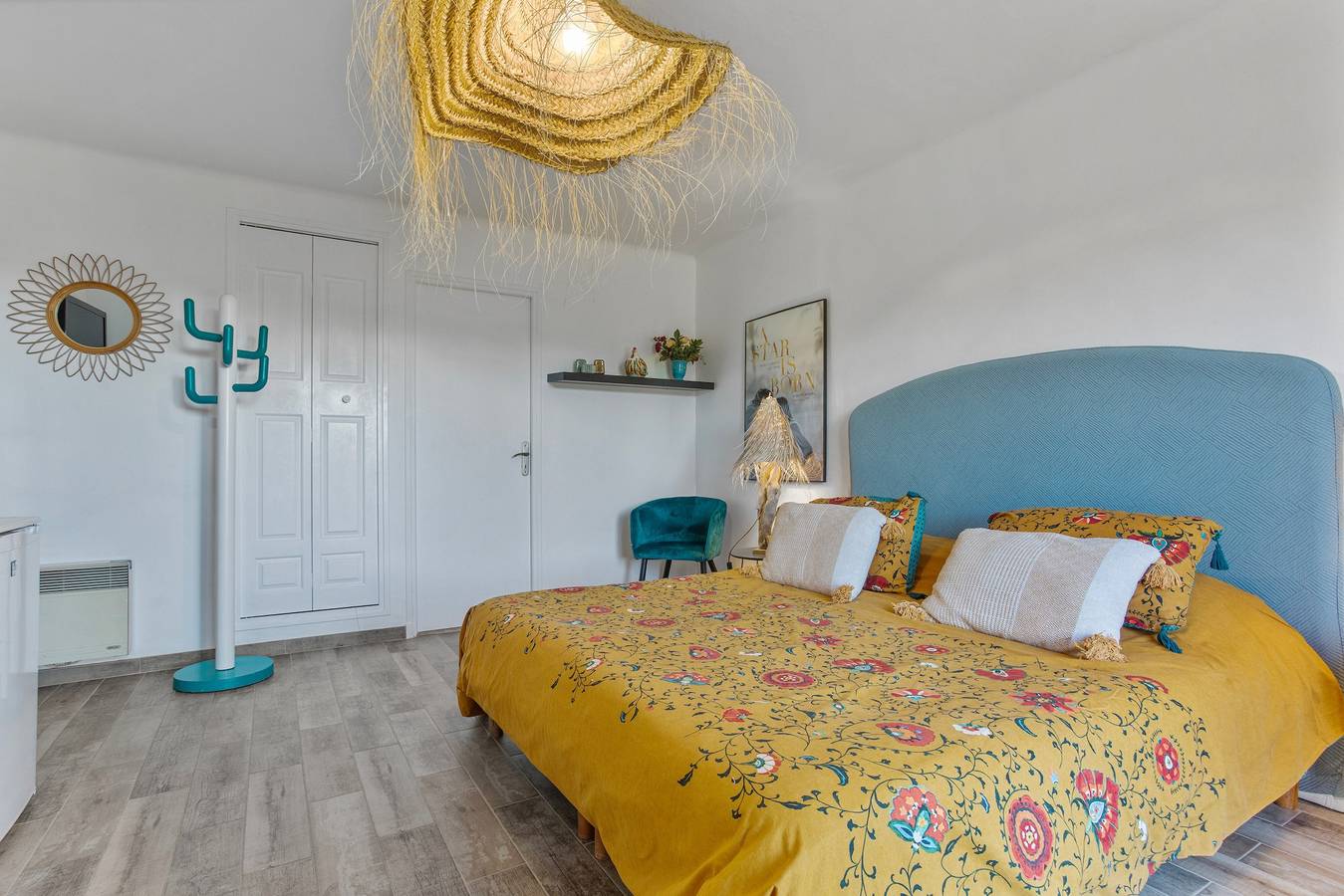 Studio « Chambre Soleil » avec vue mer, piscine partagée et Wi-Fi in Sainte-Maxime, Côte méditerranéenne (France)