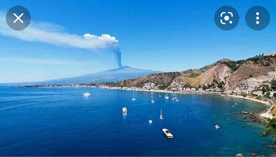 Appartement entier, La petite maison sur la mer in Venetico, Province de Messina
