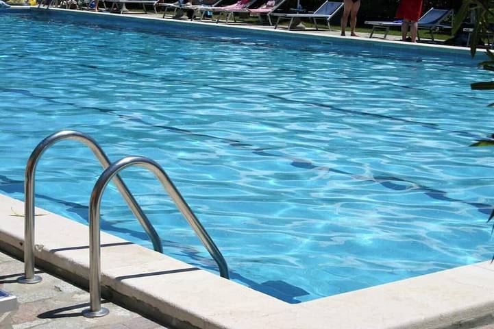 Ferienwohnung für 6 Personen, mit Pool und Garten - 1