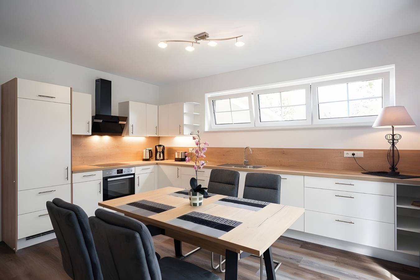 Ganze Wohnung, Appartement 1, eg, 85 qm, 2 schlafräume, für max. 4 personen in Potsdam und Umgebung, Mittelmark