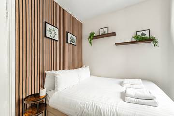 Loft for 2 Guests in Downtown, London, Picture 2