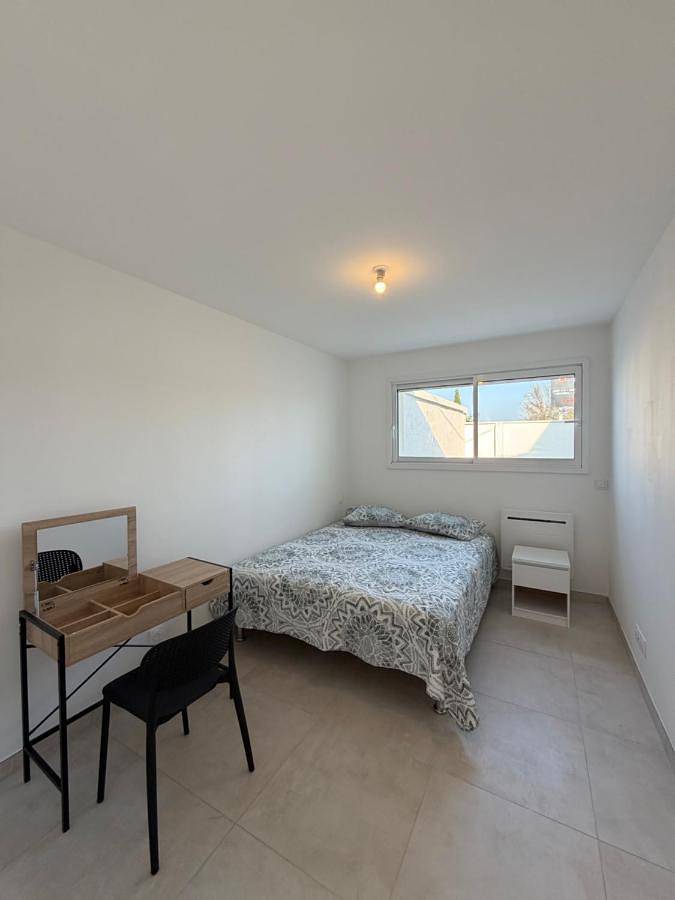 Villa pour 6 personnes, avec vue ainsi que jardin et terrasse à Avignon - 4