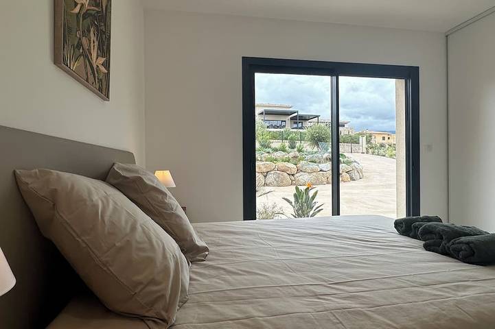 Location de vacances pour 10 personnes, avec jardin à Palasca - 3