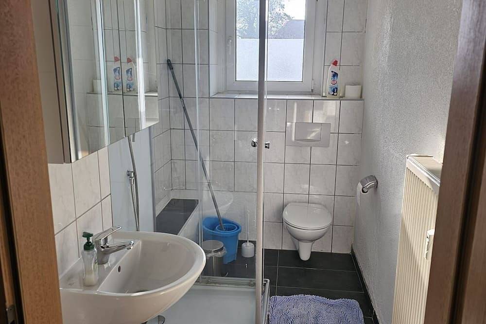 Ganze Wohnung, Ferienwohnung/App. für 3 Gäste mit 80m² in Leuna in Leuna, Saale-Unstrut