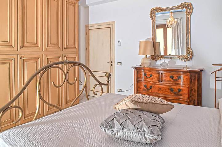 Entire apartment, Awesome apartment in Menfi with Wifi in Menfi, Agrigento Province