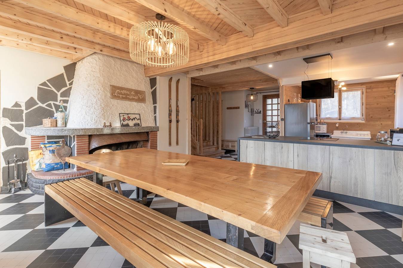 🏔️ Chalet familial avec vue 360° sur les 7 monts – Authentique et accueillant in Samoëns, Région de Bonneville