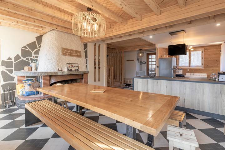 Gîte pour 12 personnes, avec jardin et vue sur le lac à Samoëns - 2