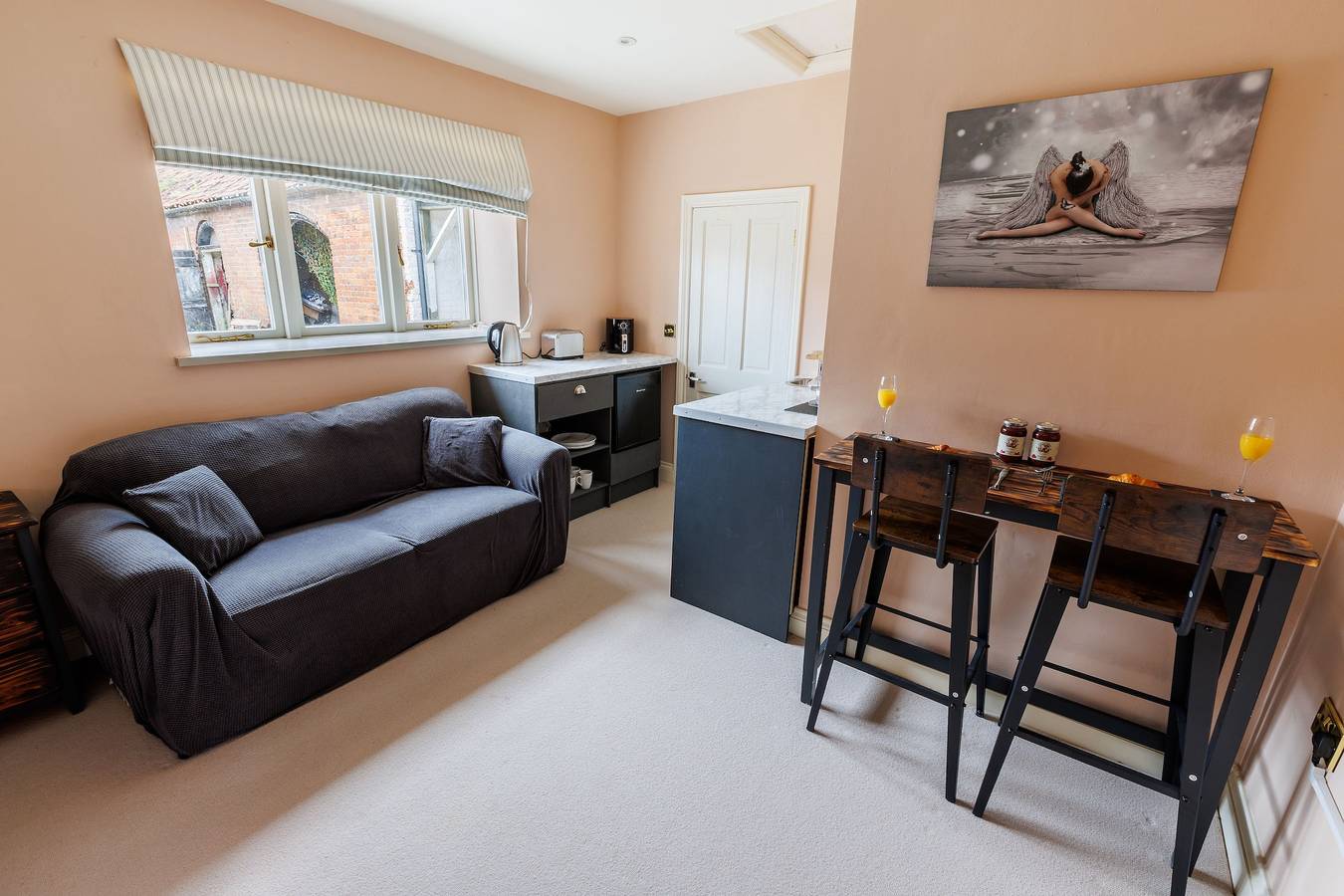 Entire studio, Studio with Hottub-Garden-Petsok-Bbq-Parking in Northrepps, Norfolk Coast