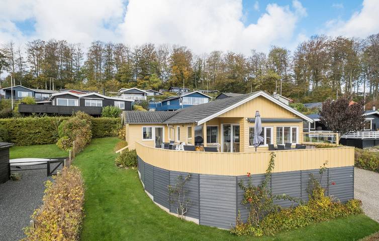 Ferienhaus für 6 Personen, mit Terrasse und Garten