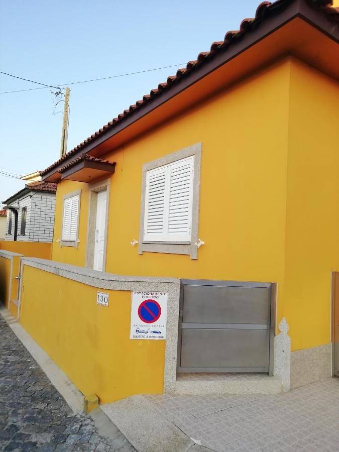 Two-Bedroom House in Município Vila Chã, Distrito do Porto