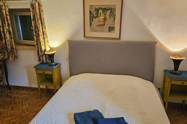 Gîte pour 12 personnes, avec terrasse et jardin à Chantemerle-lès-Grignan - 4