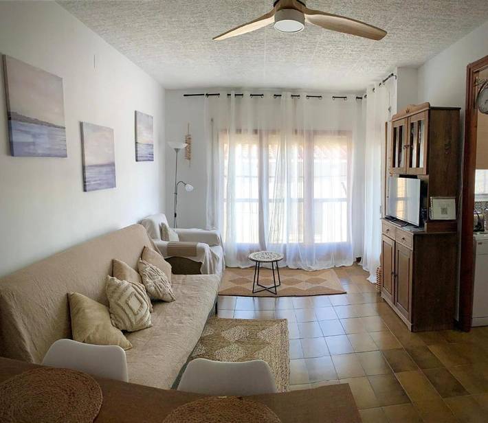 Apartamento para 6 personas, con Balcón y Vistas en Colera