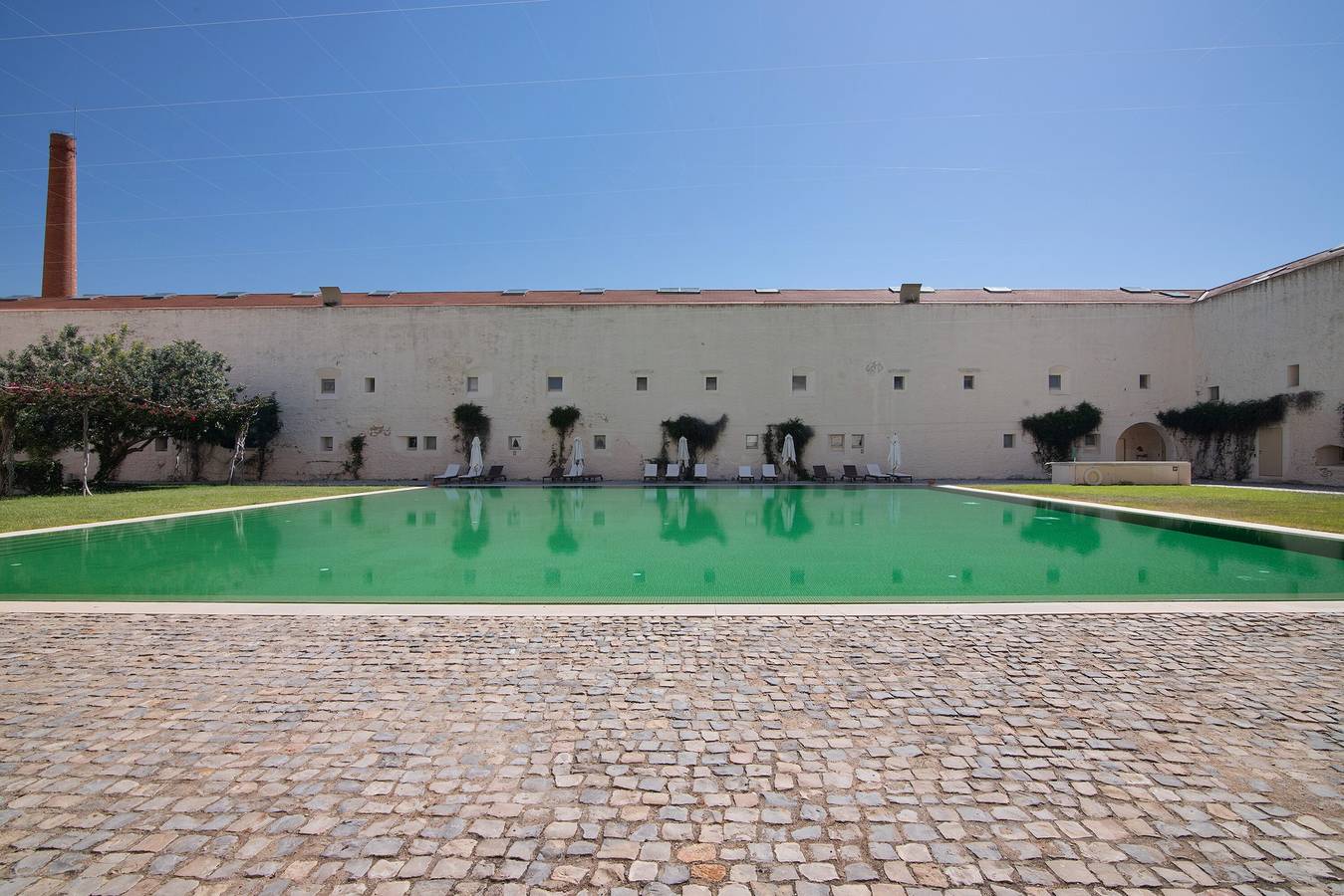 Appartamento intero, Appartamento 'Architect Arts Elegant Bf' con piscina condivisa, Wi-Fi e aria condizionata in Tavira, Tavira (Santiago)