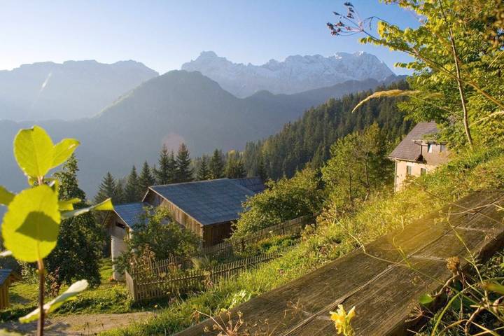 Location de vacances pour 2 personnes, avec terrasse ainsi que jardin et vue à Solčava - 4