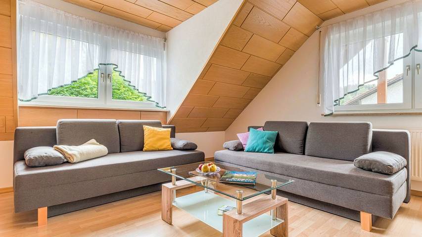 Ferienwohnung für 6 Personen, mit Sauna und Balkon sowie Garten - 1