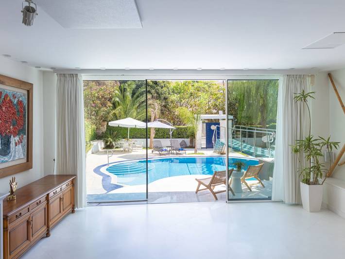 Ferienhaus für 12 Personen, mit Garten und Pool