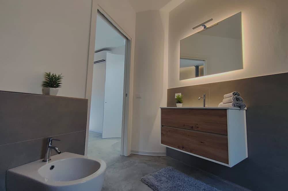 Atemberaubendes  Ferienhaus mit  W-Lan, privatem Pool, Klimaanlage, Tv, Innenhof, Haustiere erlaubt in Civezza, Riviera di Ponente
