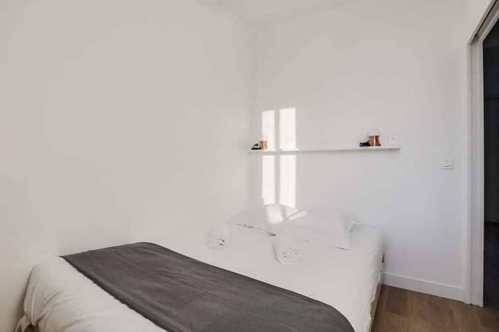 Entire apartment, Guestready - maya blue near cathédrale Notre-Dame in Paris, Ile de France