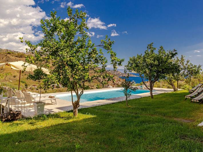 Ferienwohnung für 8 Personen, mit Garten und Pool, mit Haustier in Giardini-Naxos - 2