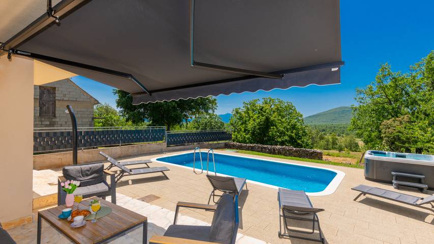 Villa Anatea by Villas Guide in Cista Velika, Dalmatinisches Zagora