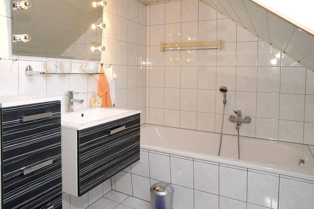 Ganze Wohnung, Ferienwohnung Christine - Ferienwohnungen Möckel in Ellefeld, Chemnitz und Umgebung