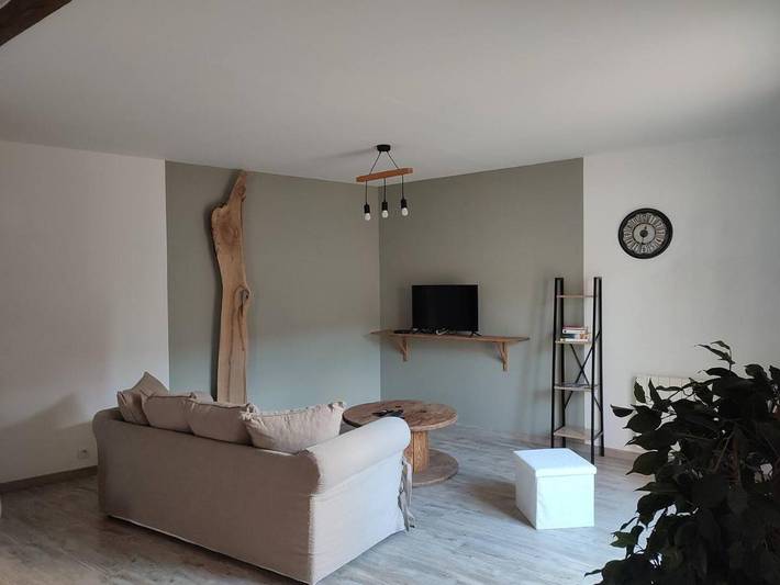 Location de vacances pour 5 personnes, avec jardin, animaux acceptés à Loudun