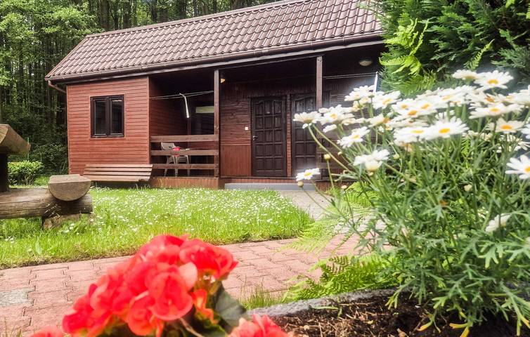Ferienhaus für 4 Personen mit Terrasse in Granica Łazy, Powiat Koszaliński