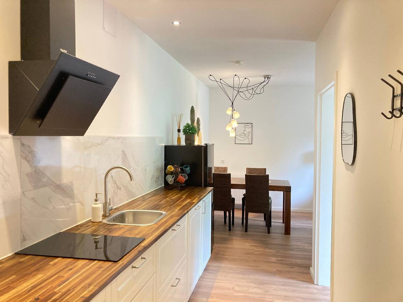 Ganze Ferienwohnung, Wohnung mit Balkon und 2 Schlafzimmer in Feld am See, Klagenfurt-Villach