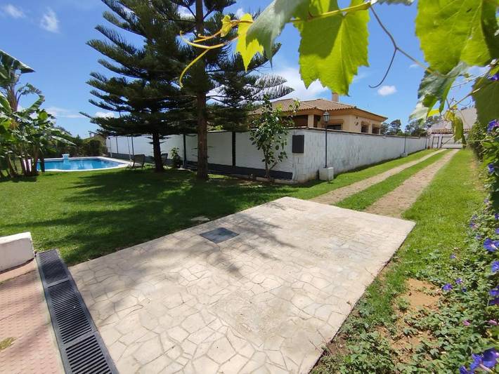 Casa rural para 2 personas, con piscina además de jacuzzi y jardín en Provincia de Cádiz - 4