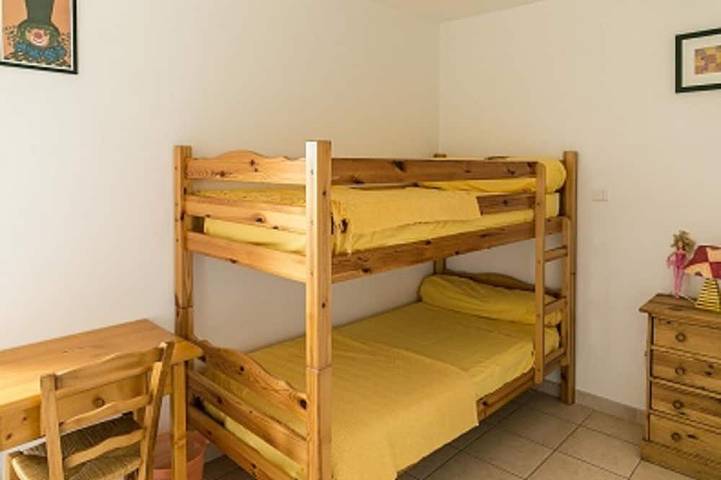 Location de vacances pour 6 personnes, avec jardin ainsi que jacuzzi et terrasse à Oppède - 4