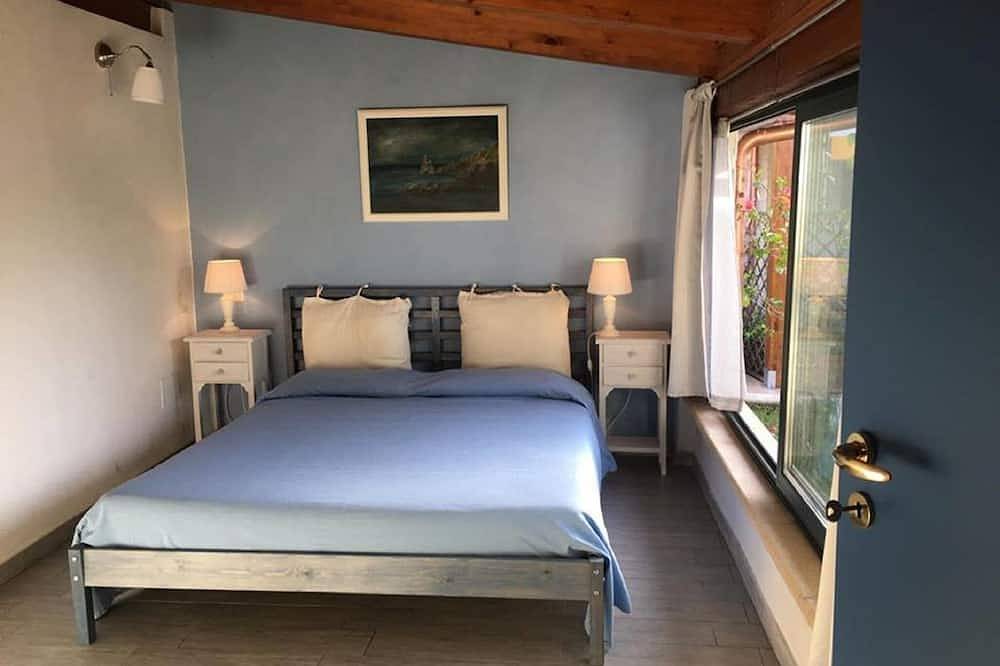 Ferienhaus in unmittelbarer Nähe des Strandes von Michelino in Spiaggia Michelino, Parghelia