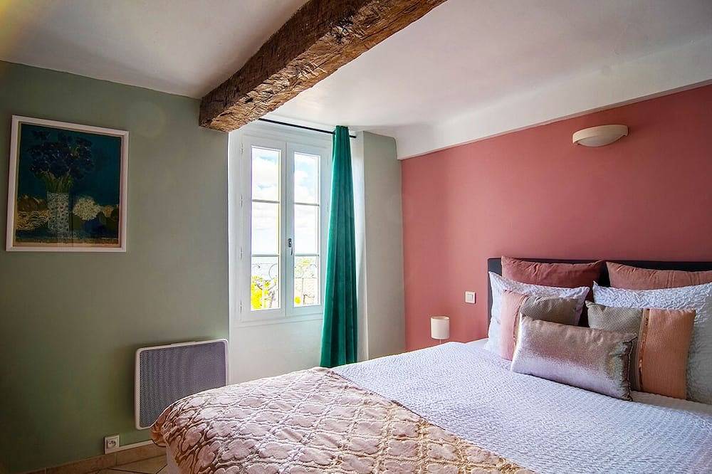 Ganze Wohnung, 1 Agora 2 Pièces Avec vue sur Lac Sainte Croix in Aiguines, Brignoles Region