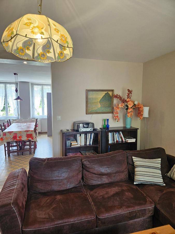 Location de vacances pour 8 personnes, avec vue et jardin à Rarécourt - 4