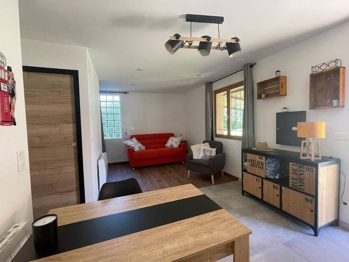 Gîte pour 2 personnes, avec terrasse ainsi que vue et jardin dans Trémont-sur-Saulx