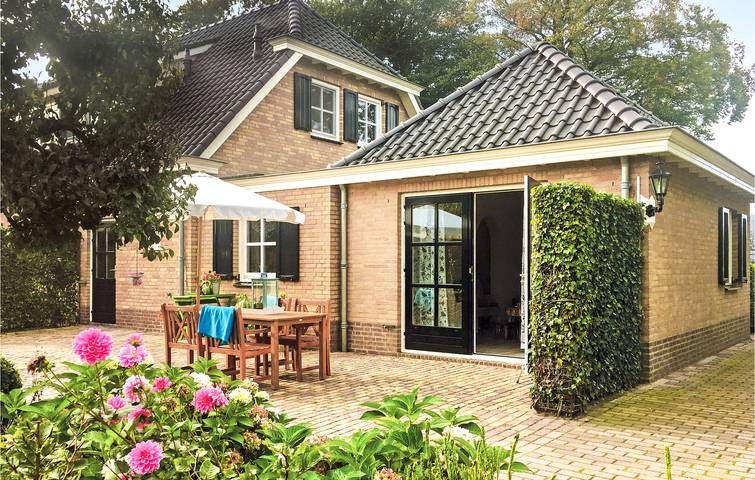Holiday home for 4 people, with terrace, with pets - 1