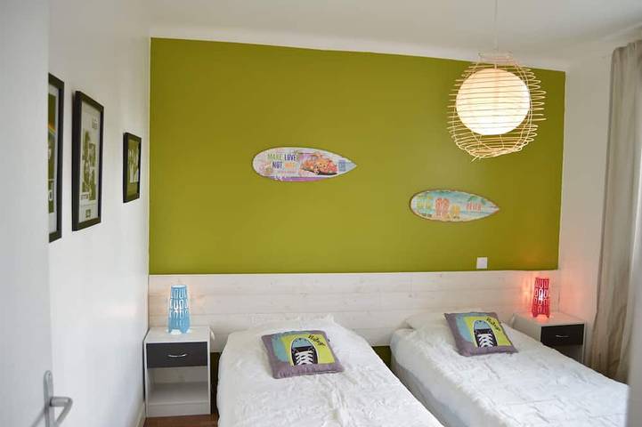 Location de vacances pour 12 personnes, avec jardin dans Grande plage de Kervoyal - 3