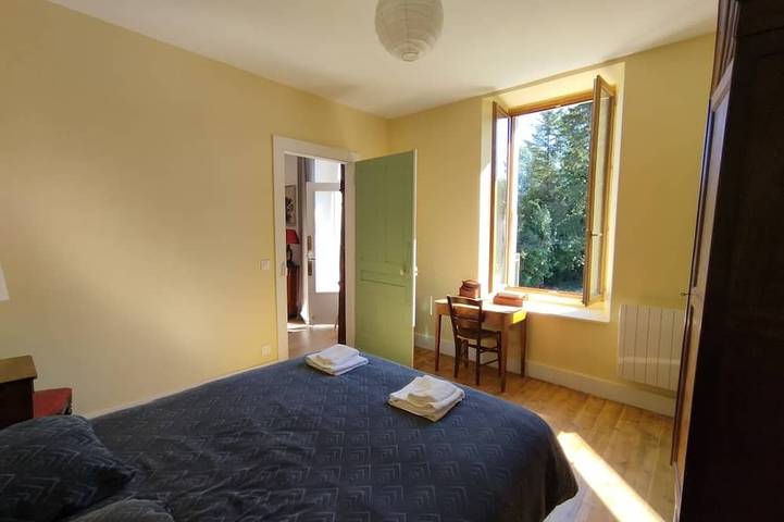 Location de vacances pour 8 personnes, avec terrasse et jardin dans Mouthe - 3