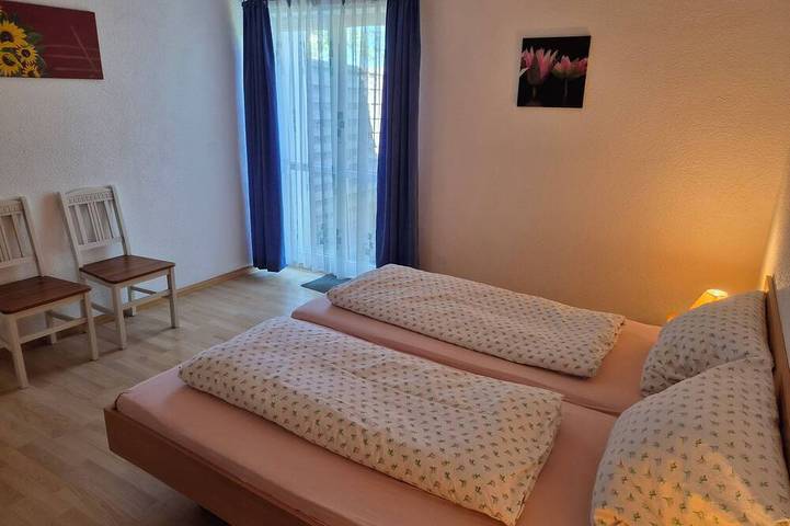 Ferienwohnung für 4 Personen, mit Terrasse und Garten in Hüfingen - 3
