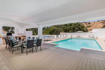 Villa voor 15 Personen in San Roque, Cádiz Provincie, Afbeelding 1