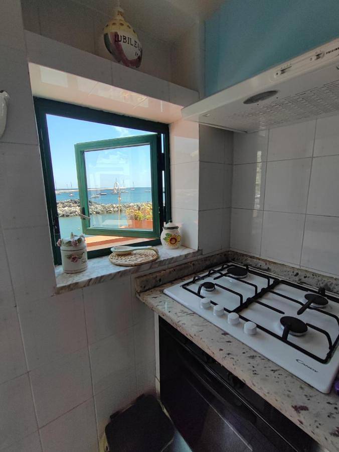 Gîte pour 4 personnes, avec vue et terrasse à Procida - 4