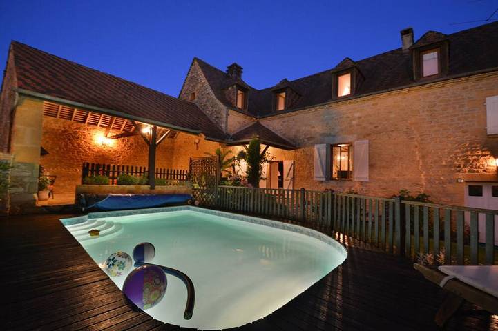 Location de vacances pour 6 personnes, avec Terrasse et Jardin à Veyrignac